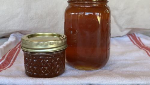 2 jars of honey
